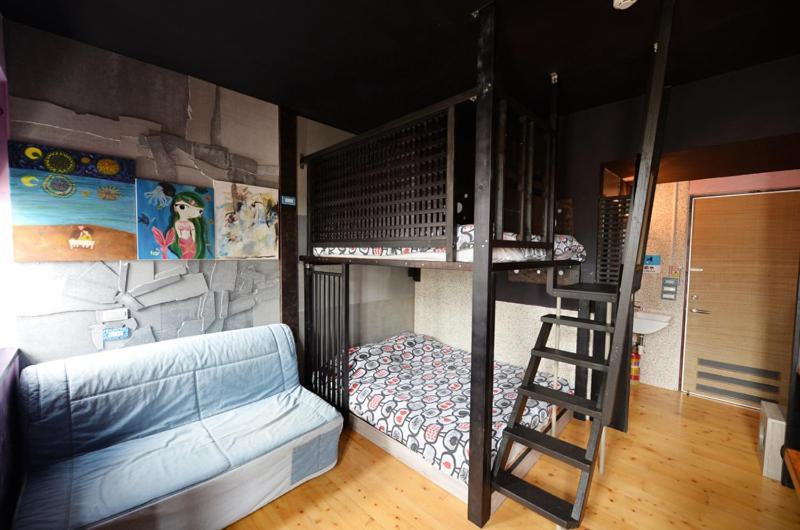 Sha Feng Lu Dian Bed & Breakfast Magong Exterior photo